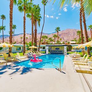 A Place In The Sun Hotel - Adults Only Big Units, 24H Heated Pool & Spa In 1 Acre Park Prime Location, Dog Friendly, Top Midcentury Modern Boutique Hotel